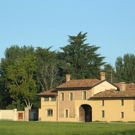 Agriturismo Cascina Pezzolo Λόντι Εξωτερικό φωτογραφία