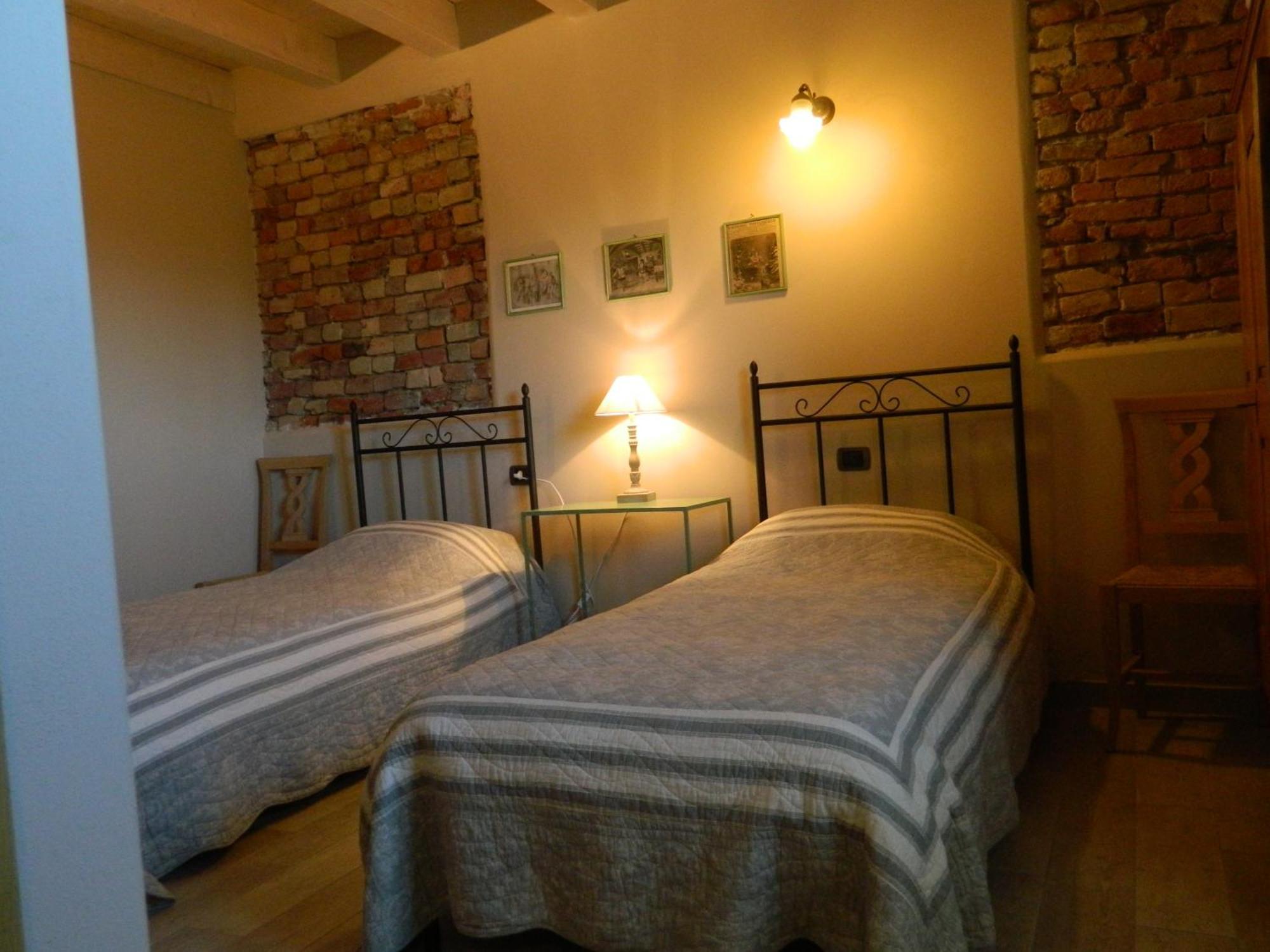 Agriturismo Cascina Pezzolo Λόντι Δωμάτιο φωτογραφία
