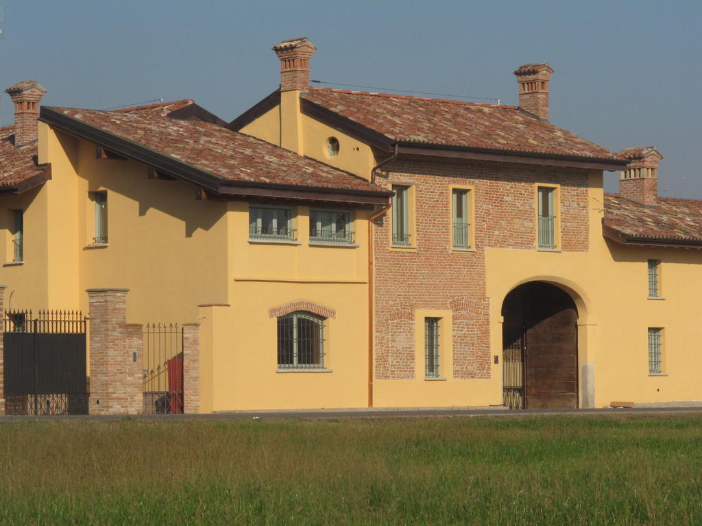 Agriturismo Cascina Pezzolo Λόντι Εξωτερικό φωτογραφία